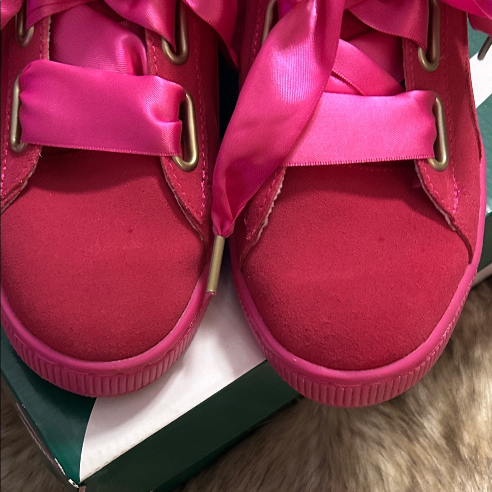 Women's Puma pink shoes - Picture 5 of 11
